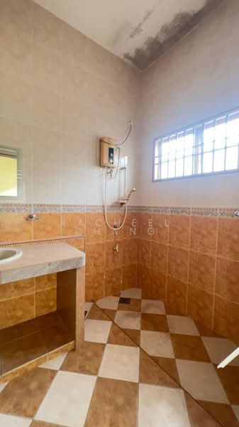 Terraced House for Sale in KL City Centre (Kuala Lumpur) - Racheel Chang - Bathroom - PropertyGuru.com.my