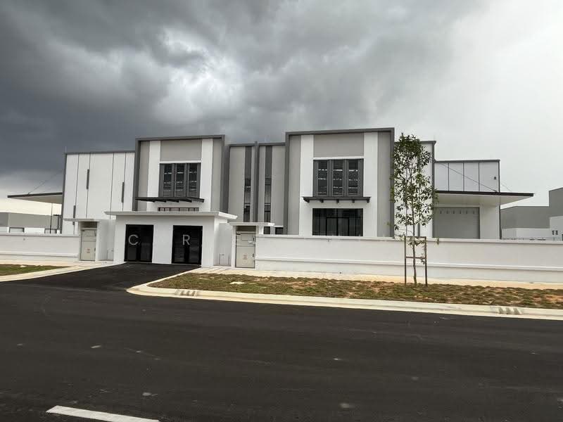 Semi-D Factory for Rent in Eco Business Park 1 (Johor Bahru) - Carrey Chiah - Exterior - PropertyGuru.com.my