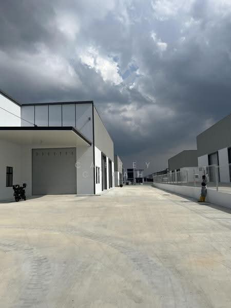 Semi-D Factory for Rent in Eco Business Park 1 (Johor Bahru) - Carrey Chiah - Exterior - PropertyGuru.com.my