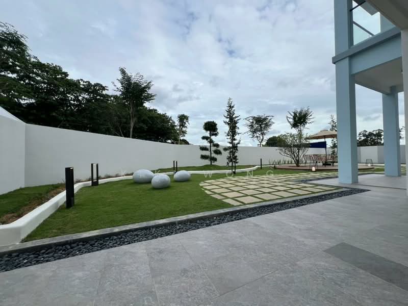 Rumah Teres 2-Tingkat untuk Dijual di Batu Berendam (Melaka) - Kiki Wong - Garden - PropertyGuru.com.my
