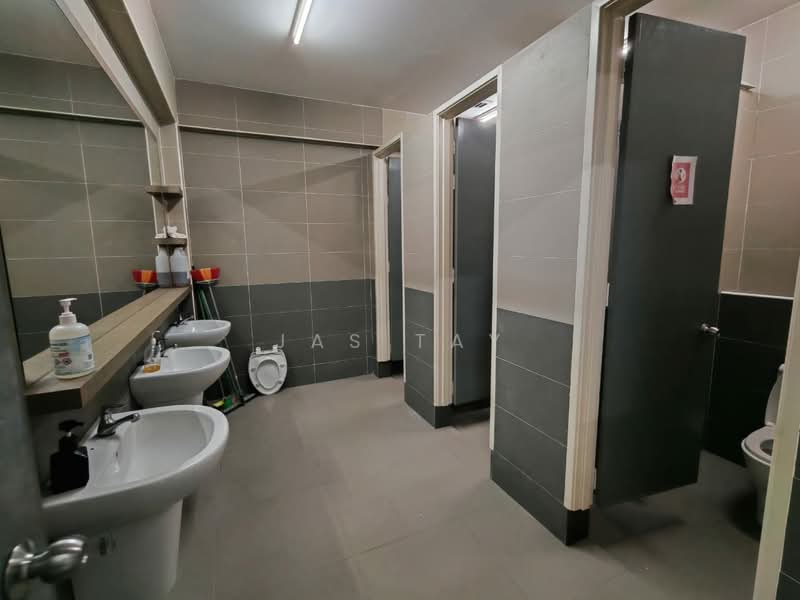 Factory for Sale in Eco Business Park 1 (Johor Bahru) - Jas Tay - Bathroom - PropertyGuru.com.my