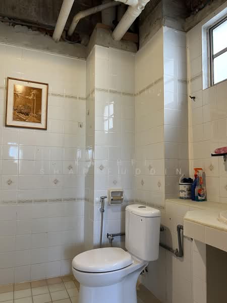 Kondominium untuk Dijual di Menara Mutiara - Kashfi Sharifuddin - Bathroom - PropertyGuru.com.my