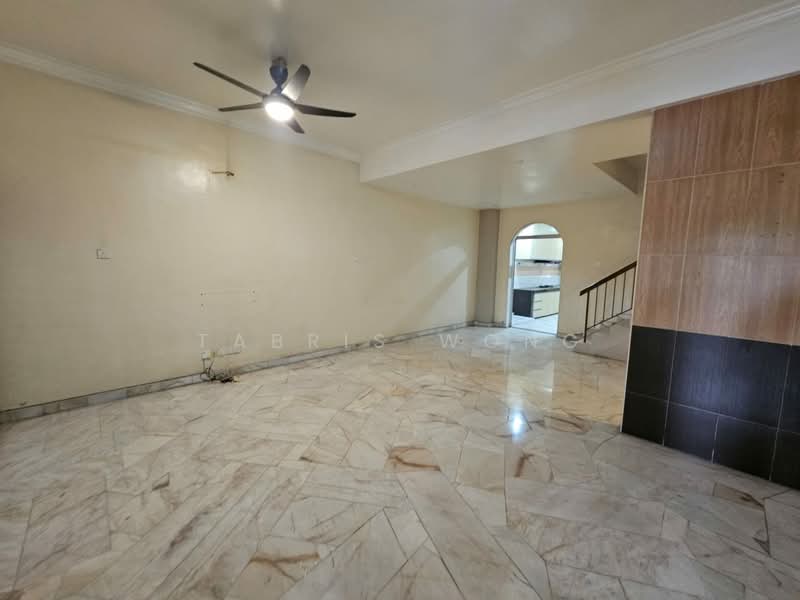 2-storey Terraced House for Sale in Taman Sentosa (Klang) - Tabris Wong - Living Room - PropertyGuru.com.my