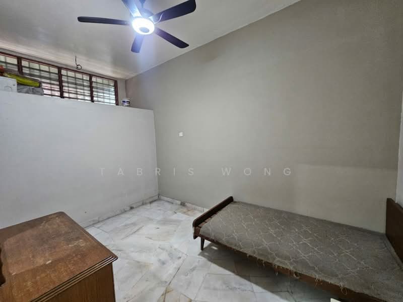 2-storey Terraced House for Sale in Taman Sentosa (Klang) - Tabris Wong - Bedroom - PropertyGuru.com.my
