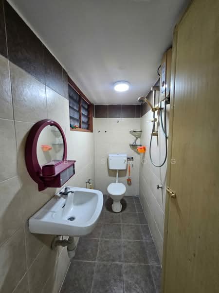 2-storey Terraced House for Sale in Taman Sentosa (Klang) - Tabris Wong - Bathroom - PropertyGuru.com.my