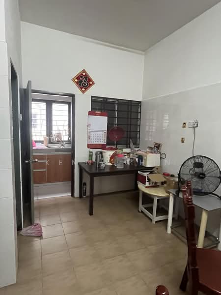 2-storey Terraced House for Sale in Bandar Mahkota Cheras (Cheras) - Kenny Chin - Kitchen - PropertyGuru.com.my