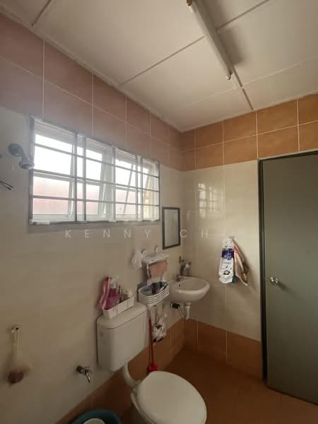 2-storey Terraced House for Sale in Bandar Mahkota Cheras (Cheras) - Kenny Chin - Bathroom - PropertyGuru.com.my
