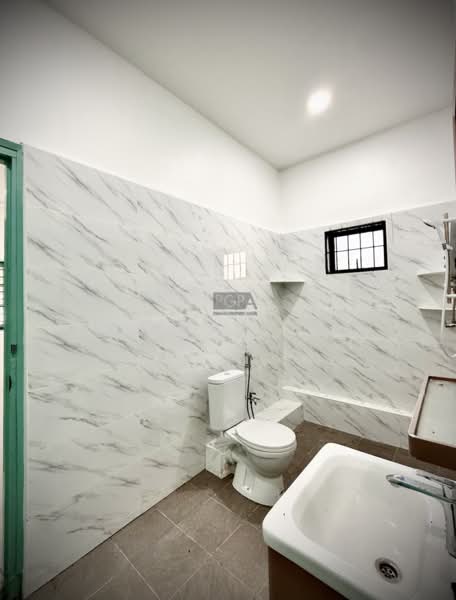 Bungalow House untuk Disewa di Tanjung Bungah (Penang) - Jeanette Hee - Bathroom - PropertyGuru.com.my