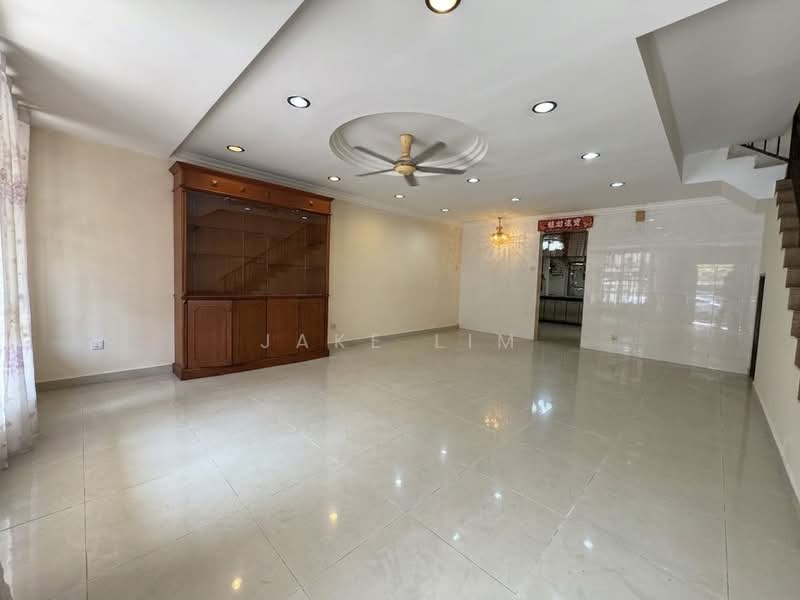 3-storey Terraced House for Sale in Taman Minang Ria (Cheras) - Jake Lim - Living Room - PropertyGuru.com.my