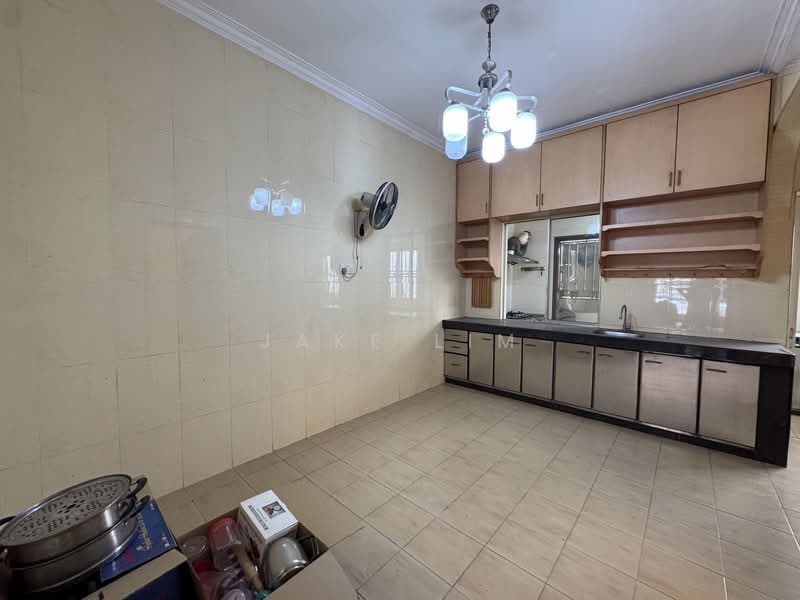3-storey Terraced House for Sale in Taman Minang Ria (Cheras) - Jake Lim - Kitchen - PropertyGuru.com.my