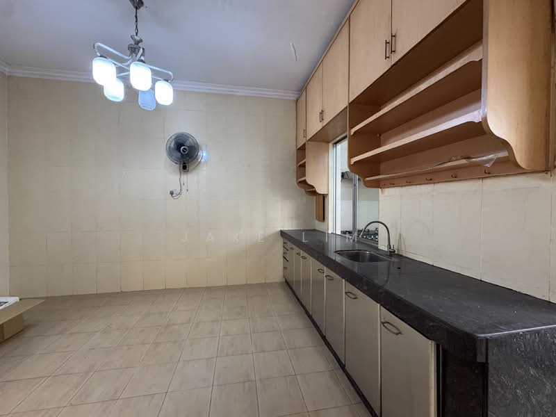 3-storey Terraced House for Sale in Taman Minang Ria (Cheras) - Jake Lim - Kitchen - PropertyGuru.com.my