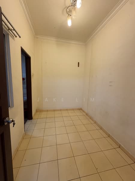 3-storey Terraced House for Sale in Taman Minang Ria (Cheras) - Jake Lim - Interior - PropertyGuru.com.my