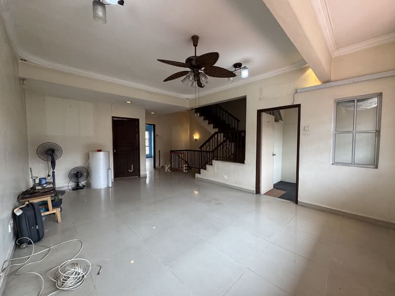 3-storey Terraced House for Sale in Taman Minang Ria (Cheras) - Jake Lim - Living Room - PropertyGuru.com.my