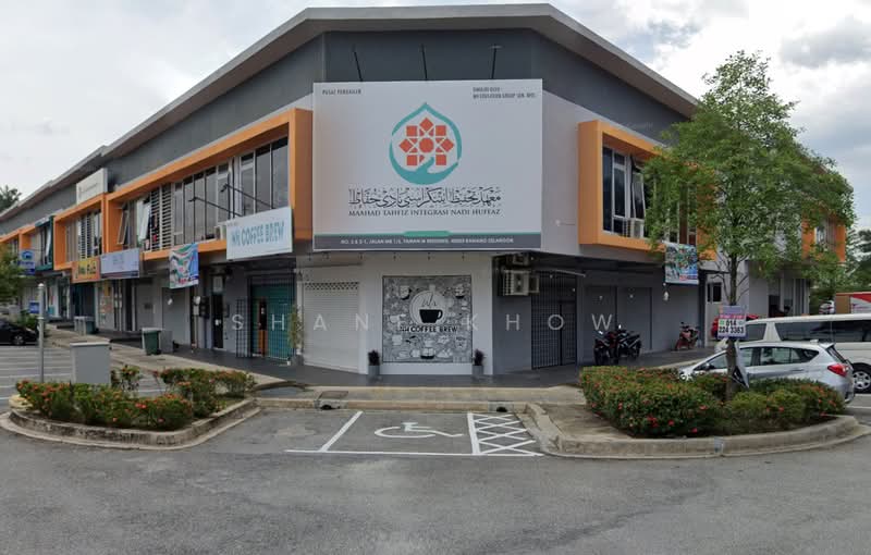 Shop for Rent in Taman M-Residensi (Rawang) - Shane Khow - Exterior - PropertyGuru.com.my