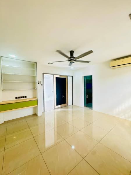 2-storey Terraced House for Sale in Taman Sierra Perdana (Masai) - Arif MS - Living Room - PropertyGuru.com.my