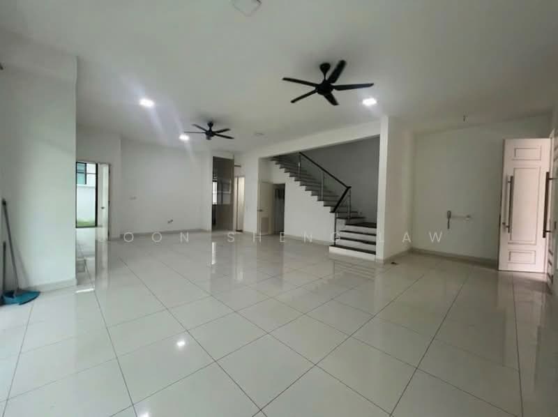 Cluster House for Sale in Eco Majestic (Semenyih) - Soon Sheng Law - Living Room - PropertyGuru.com.my