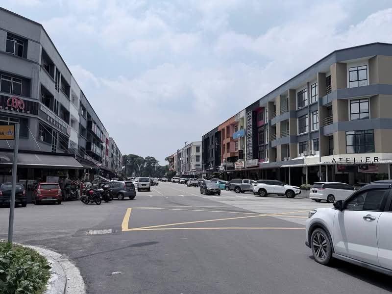 Shop / Office for Sale in Bandar Baru Permas Jaya (Permas Jaya) - Yik Tat - Exterior - PropertyGuru.com.my