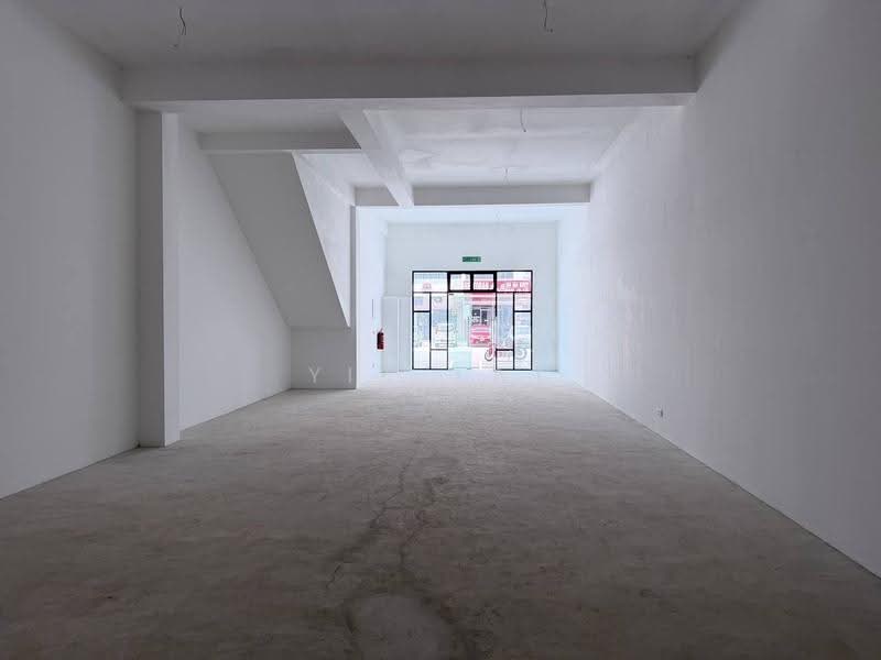 Shop / Office for Sale in Bandar Baru Permas Jaya (Permas Jaya) - Yik Tat - Interior - PropertyGuru.com.my