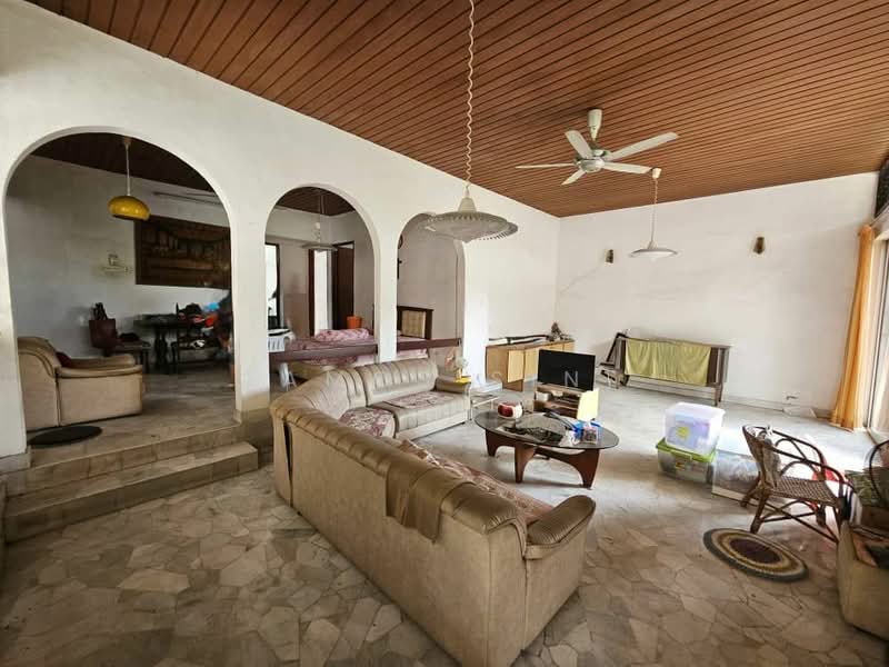 Bungalow House for Sale in Minden Heights (Gelugor) - Amos Sin - Living Room - PropertyGuru.com.my