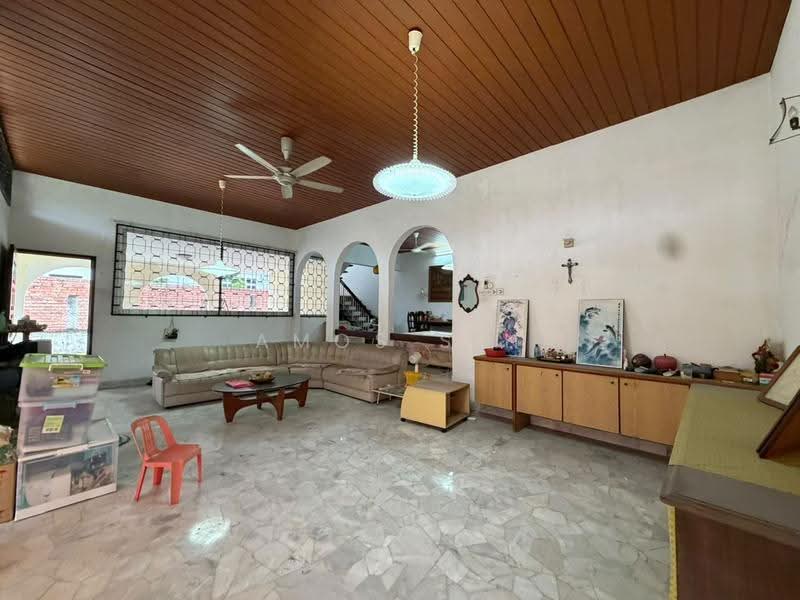 Bungalow House for Sale in Minden Heights (Gelugor) - Amos Sin - Living Room - PropertyGuru.com.my