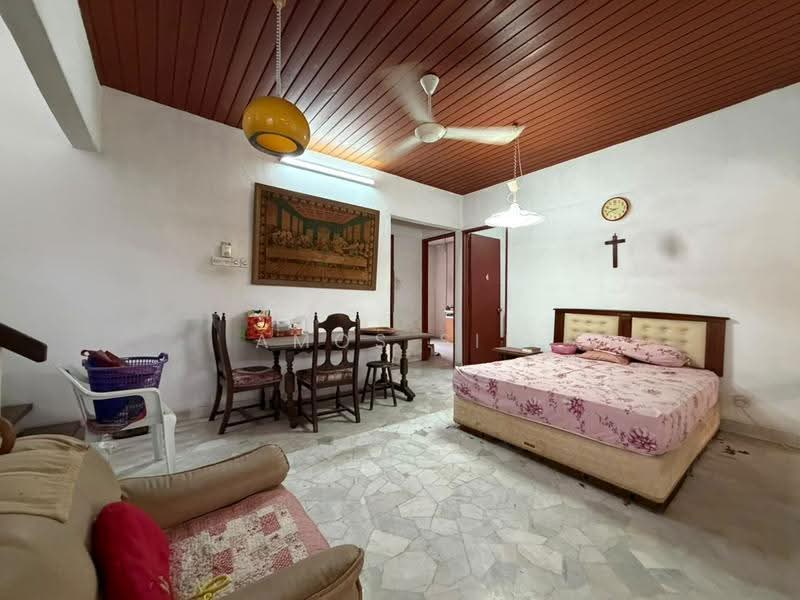 Bungalow House for Sale in Minden Heights (Gelugor) - Amos Sin - Bedroom - PropertyGuru.com.my