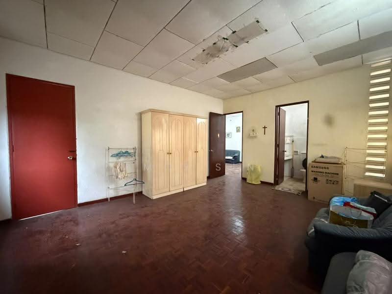 Bungalow House for Sale in Minden Heights (Gelugor) - Amos Sin - Interior - PropertyGuru.com.my