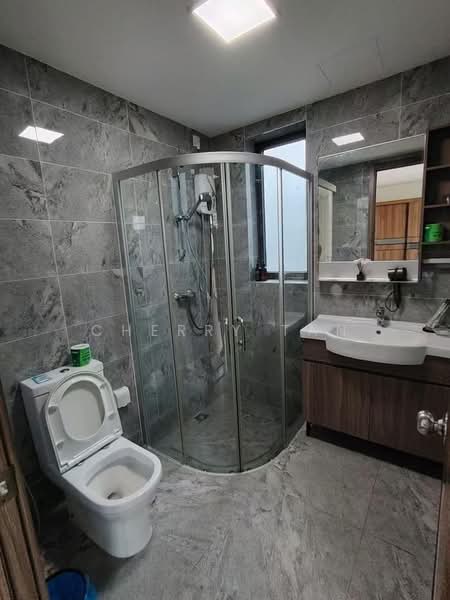 Cluster House for Rent in Forest City (Gelang Patah) - Cherry Tan - Bathroom - PropertyGuru.com.my