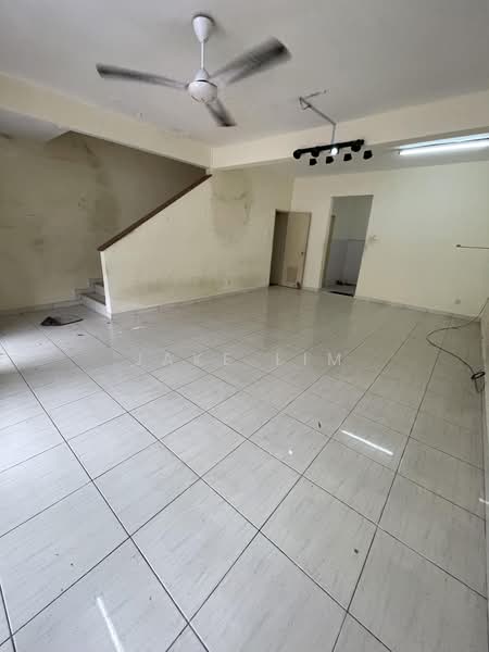 3-storey Terraced House for Sale in Taman Minang Ria (Cheras) - Jake Lim - Living Room - PropertyGuru.com.my