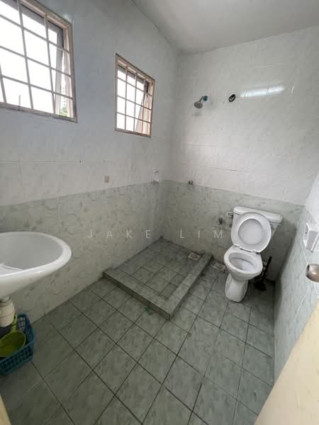 3-storey Terraced House for Sale in Taman Minang Ria (Cheras) - Jake Lim - Bathroom - PropertyGuru.com.my