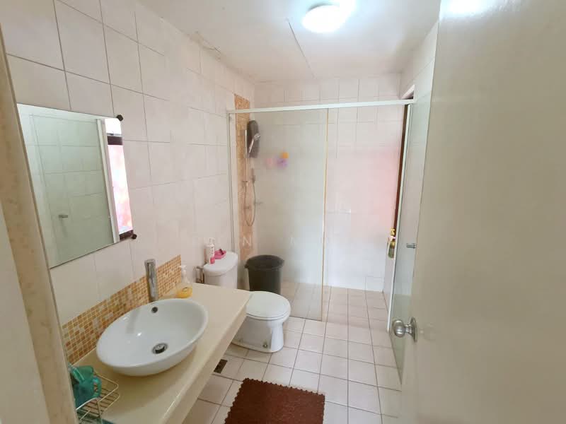 Condominium for Sale at Opal Damansara - Ben Mok - Bathroom - PropertyGuru.com.my