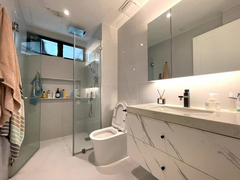 Condominium for Sale at Scotland Villa - Amos Sin - Bathroom - PropertyGuru.com.my