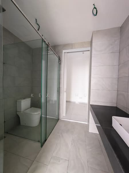 Service Residence for Sale at Sky Trees - Kexin Hua - Bathroom - PropertyGuru.com.my