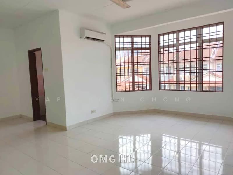 Rumah Teres untuk Dijual di Bandar Botanic (Klang) - Yap Chean Chong - Living Room - PropertyGuru.com.my