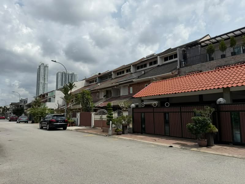 Rumah Teres 3-Tingkat untuk Dijual di Taman Tasik Indah (Jalan Ipoh) - Alicia Soo - Exterior - PropertyGuru.com.my