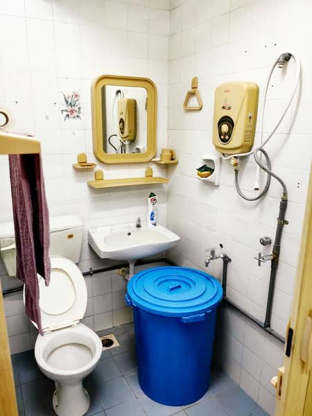 Apartment for Sale at Sri Jinjang - Ben Mok - Bathroom - PropertyGuru.com.my