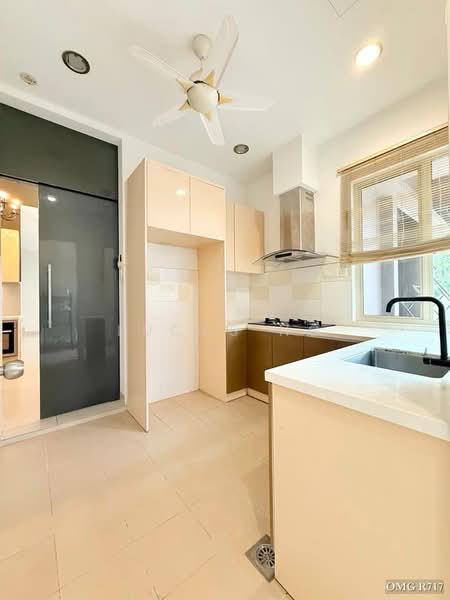 Semi-Detached House for Sale in Setia Damai (Setia Alam) - Lucas Ng - Kitchen - PropertyGuru.com.my