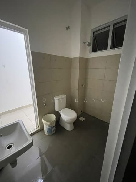 Rumah Teres 2-Tingkat untuk Disewa di Telok Panglima Garang (Selangor) - Aiden Dang - Bathroom - PropertyGuru.com.my