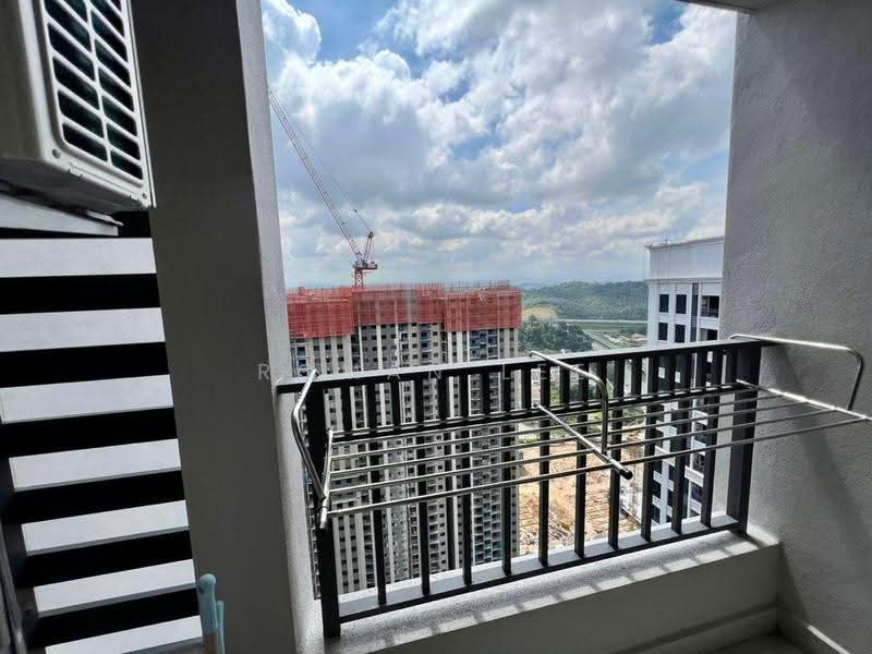 Kediaman Servis untuk Disewa di Equine Residence - Roman Lee - Balcony - PropertyGuru.com.my