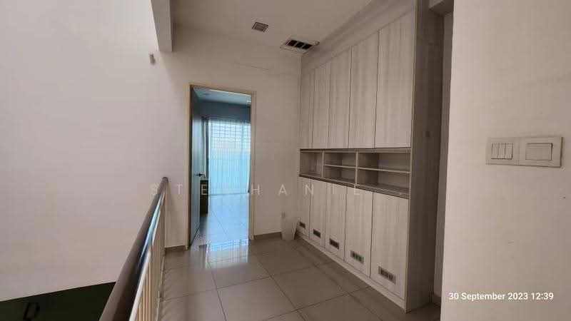 2.5-storey Terraced House for Sale in Taman Nadayu 92 (Kajang) - Stephanie . - PropertyGuru.com.my