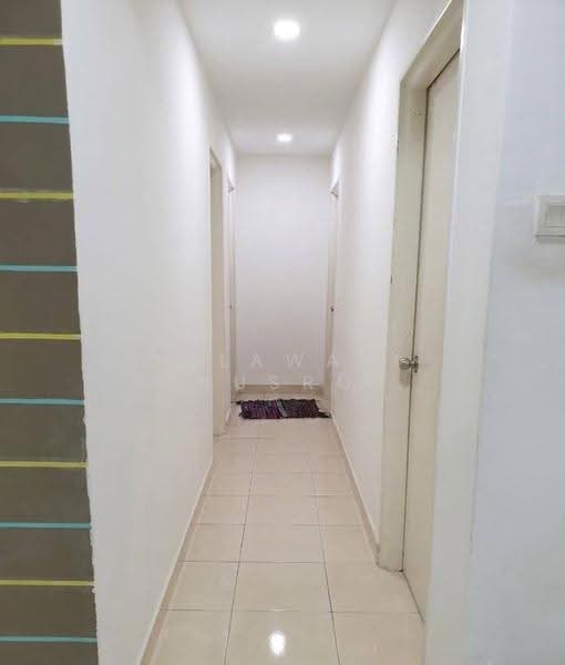 Kondominium untuk Disewa di Kristal Heights - Salawati Busro - Corridor - PropertyGuru.com.my
