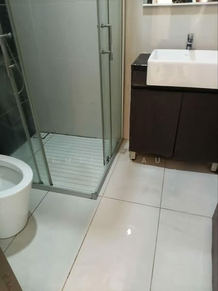 Condominium for Rent at Lovell @ Country Garden Danga Bay - Emily Hau - Bathroom - PropertyGuru.com.my