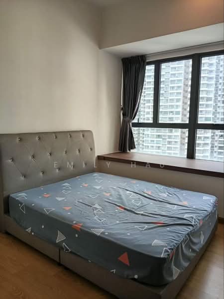 Condominium for Rent at Lovell @ Country Garden Danga Bay - Emily Hau - Bedroom - PropertyGuru.com.my