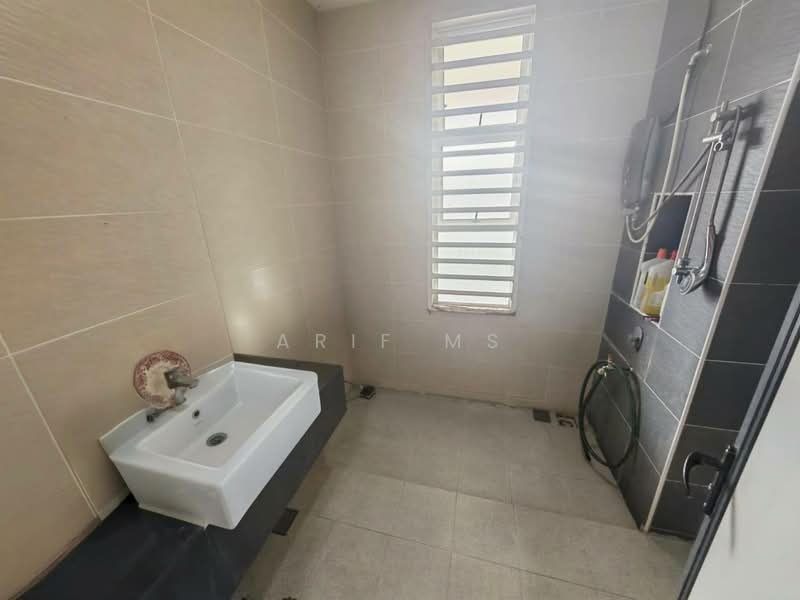 Rumah Teres 2-Tingkat untuk Dijual di Taman Sri Pulai Perdana 2 (Skudai) - Arif MS - Bathroom - PropertyGuru.com.my