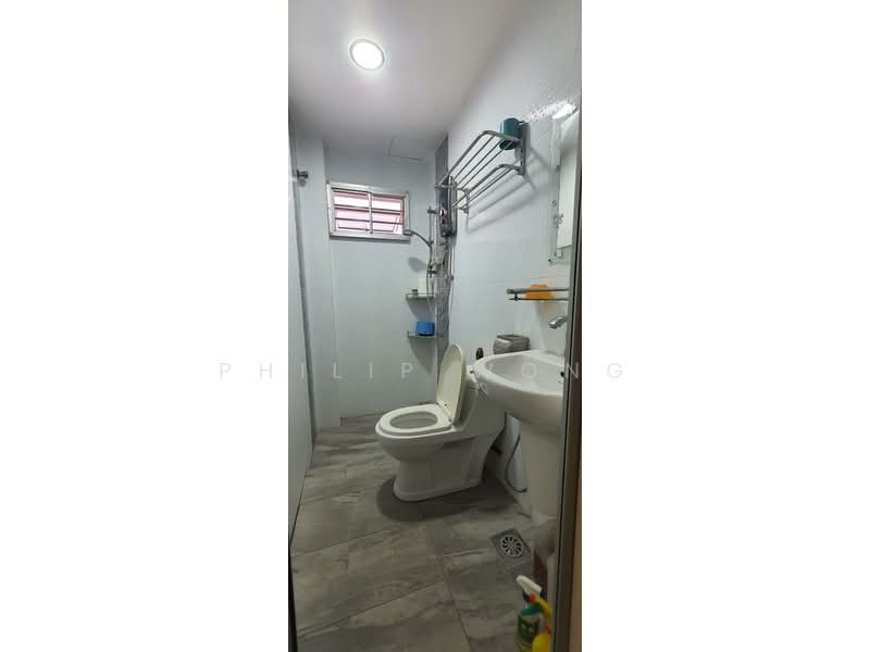 Rumah Berkembar untuk Dijual di Balakong (Seri Kembangan) - Philip Wong - Bathroom - PropertyGuru.com.my
