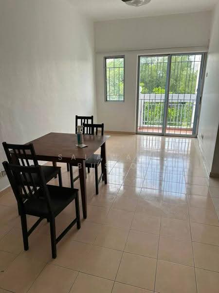 Apartment for Rent at Pangsapuri Danaumas - Salawati Busro - Dining Room - PropertyGuru.com.my