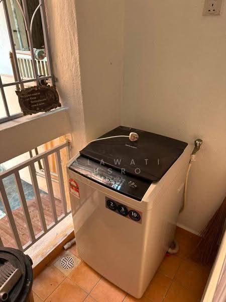 Apartment for Rent at Pangsapuri Danaumas - Salawati Busro - Balcony - PropertyGuru.com.my