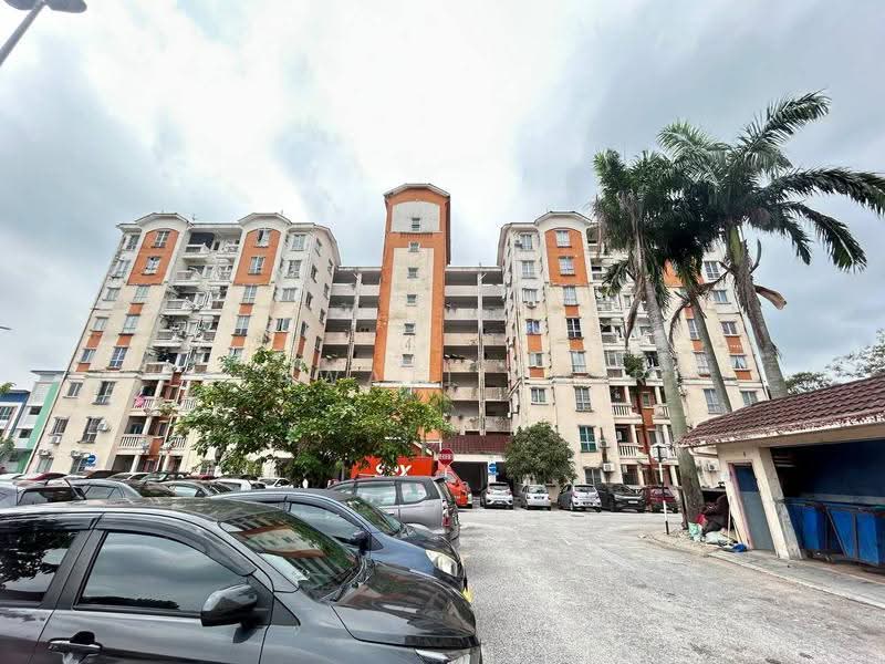Apartment for Rent at Pangsapuri Danaumas - Salawati Busro - Exterior - PropertyGuru.com.my