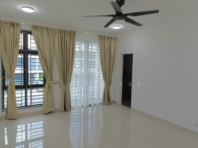 Rumah Teres untuk Dijual di Hulu Langat (Selangor) - Jeffrey Yap - Living Room - PropertyGuru.com.my