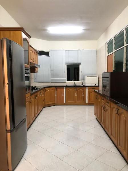Condominium for Rent at Gurney Beach Resort - A Ee Ee - Kitchen - PropertyGuru.com.my