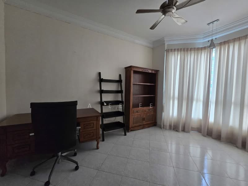 Condominium for Rent at Gurney Beach Resort - A Ee Ee - Study - PropertyGuru.com.my